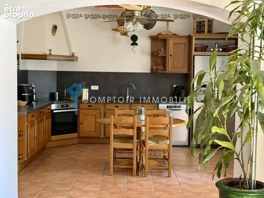 Au cœur de la Petite Camargue, une belle maison de campagne avec piscine et garage - photo 3