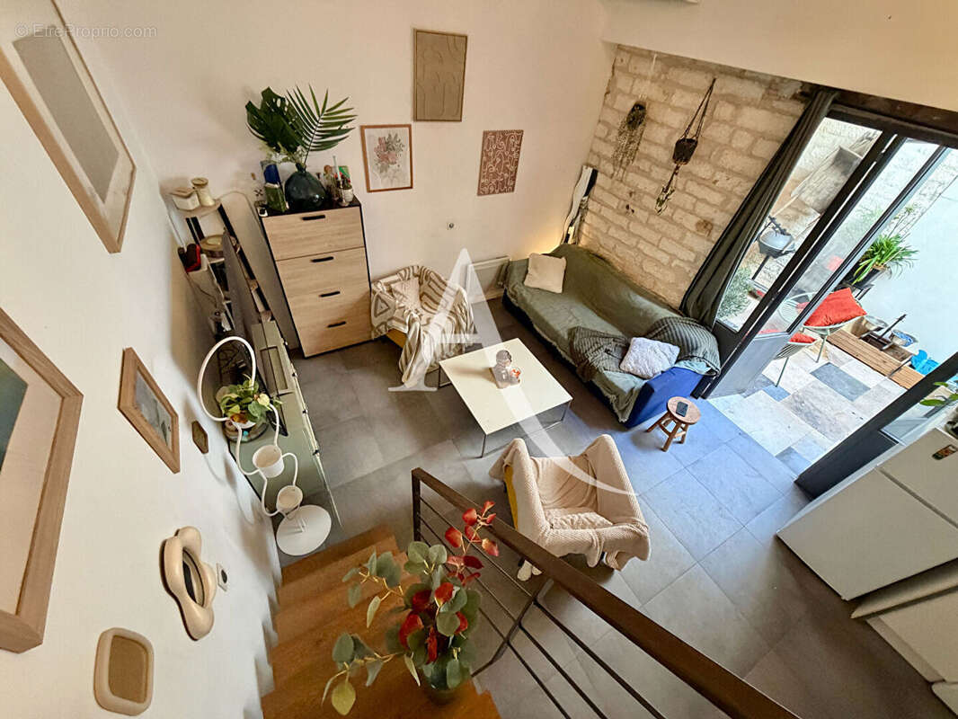 Montpellier - quartier clémenceau - ensemble immobilier - 2 studios mezzanine loués + cour privative + garage libre - revenu ann - photo 2