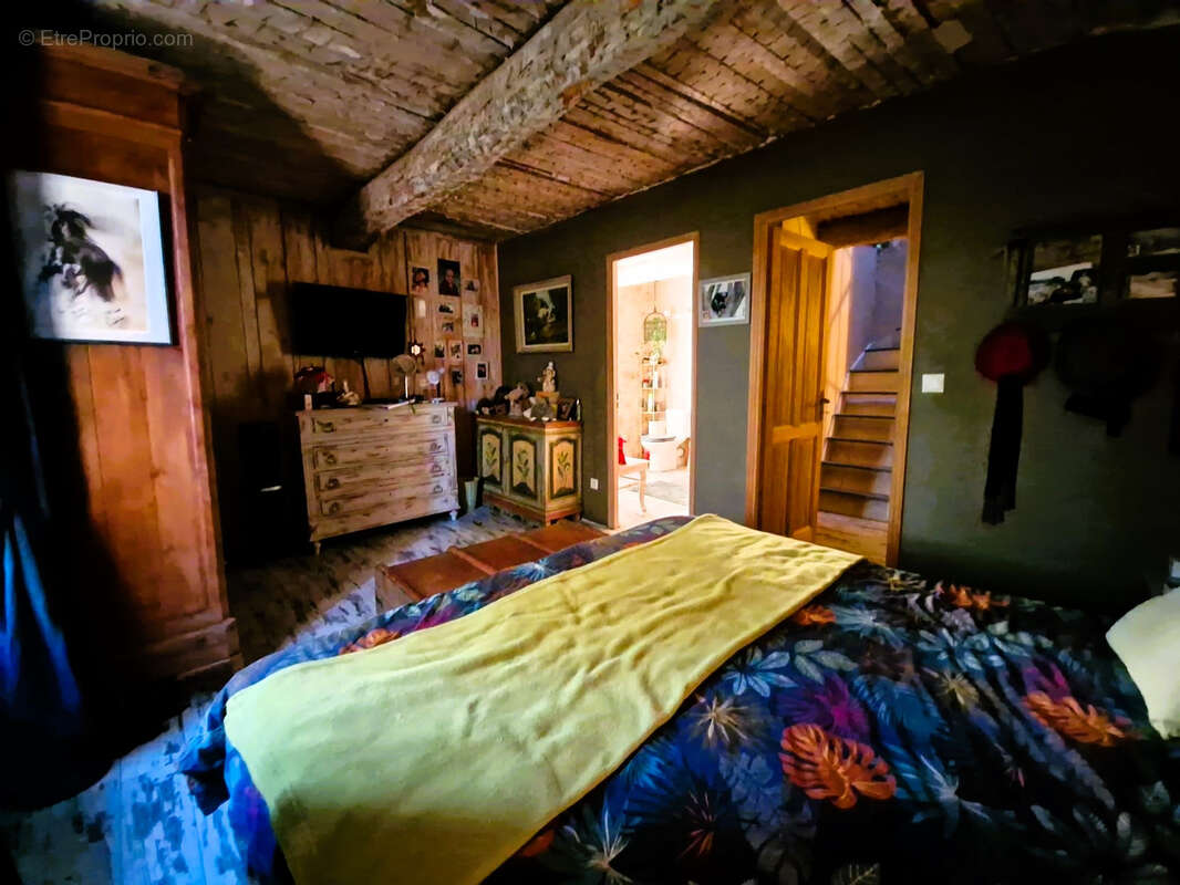 Maison à VILLECROZE