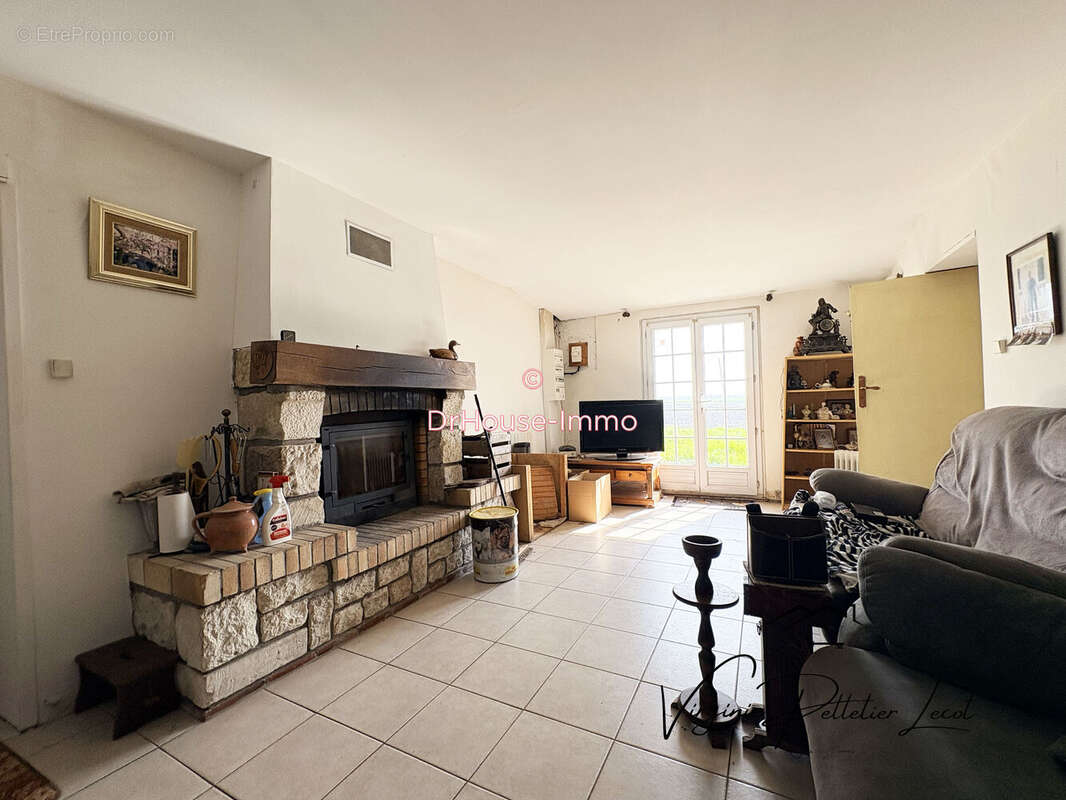Maison 135 m² à Le Poire-Sur-Velluire  - photo 31