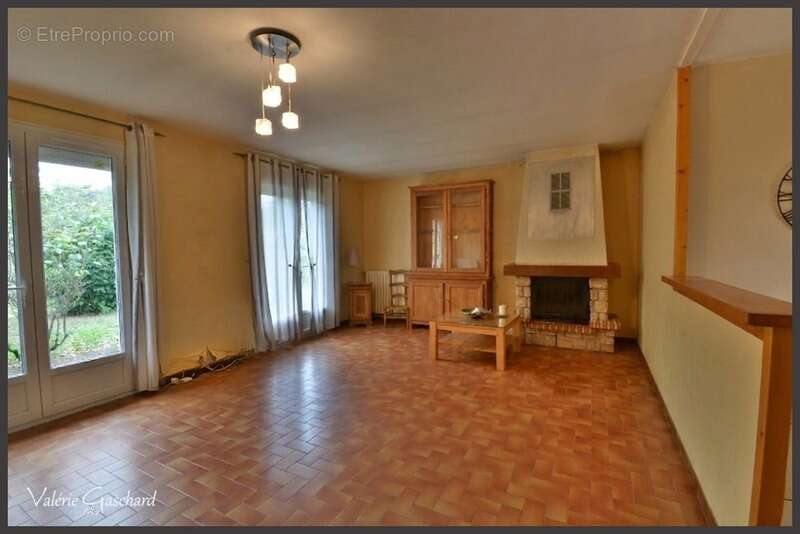 Maison à SABLONS