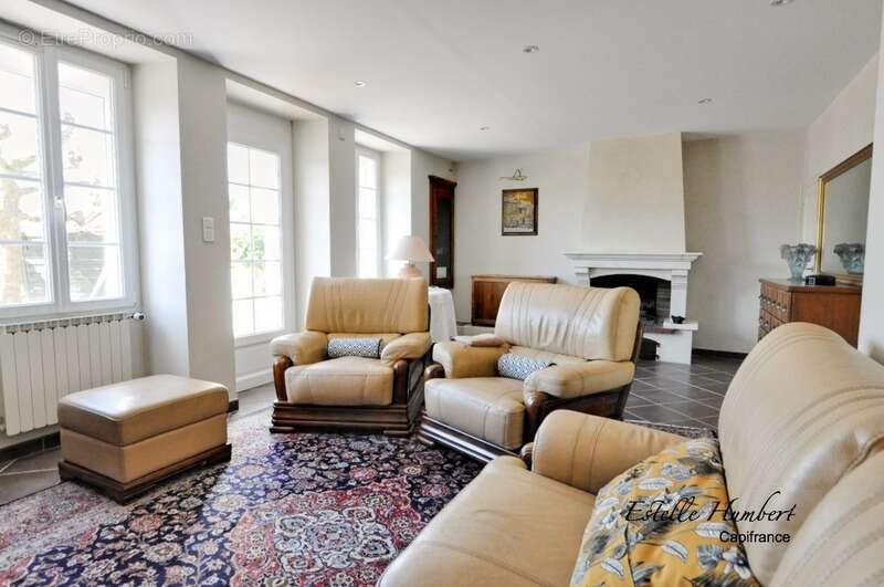 Maison à FONTENAY-LE-COMTE