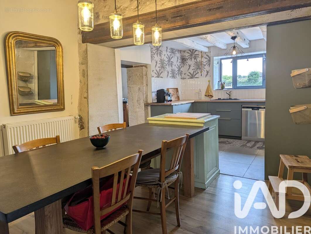Maison 225 m² à Moncrabeau  - photo 9