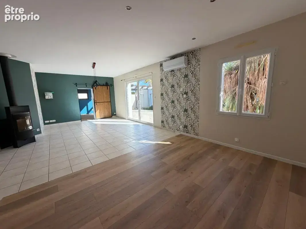 Corpe (85) calme absolu villa 2009 plain pied grand confort avec piscine double garage sur 1068m² clos - photo 4