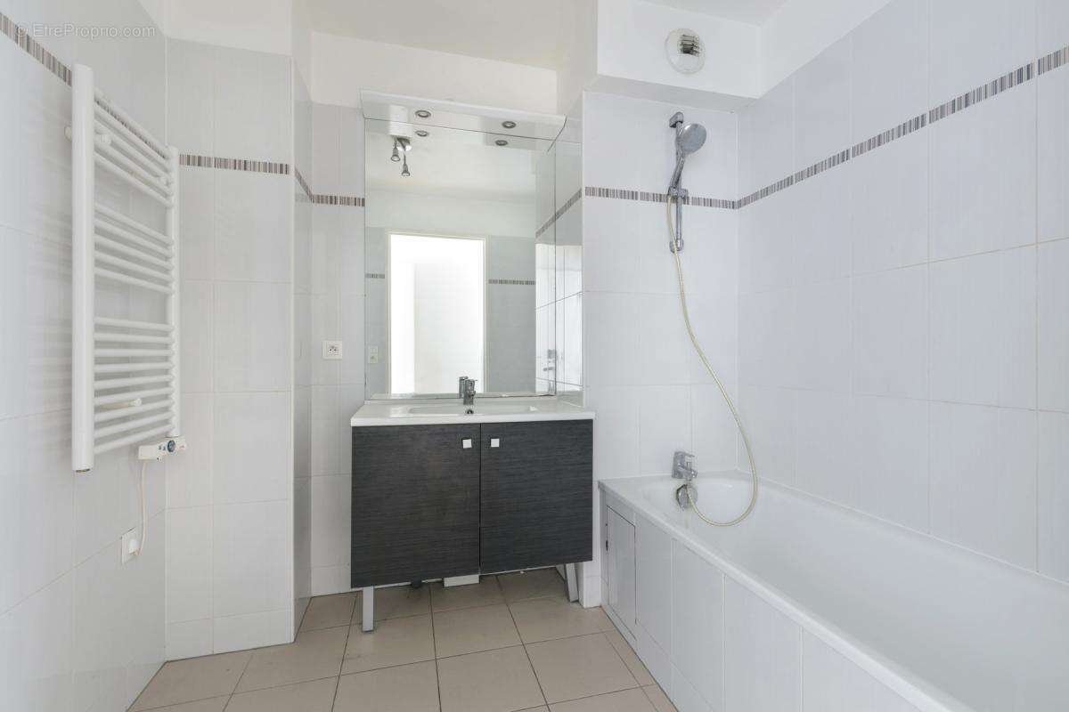 Appartement à SURESNES