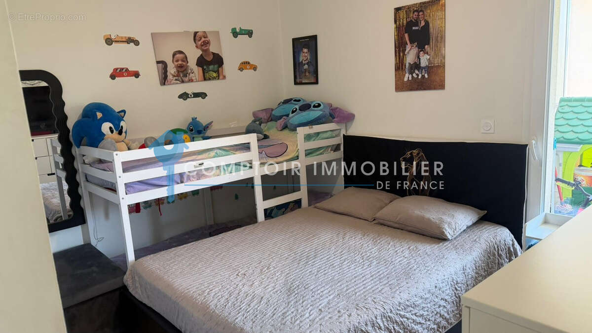 Appartement à SAINT-MARTIN-D'HERES