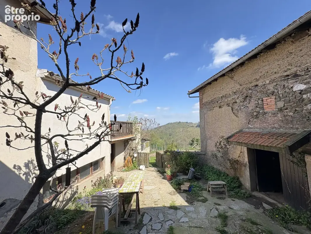 Maison de 86m2 avec nombreuses dépendances - photo 3