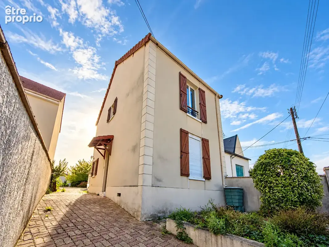 Photo Maison à Mantes-La-Jolie au prix de 283 500€