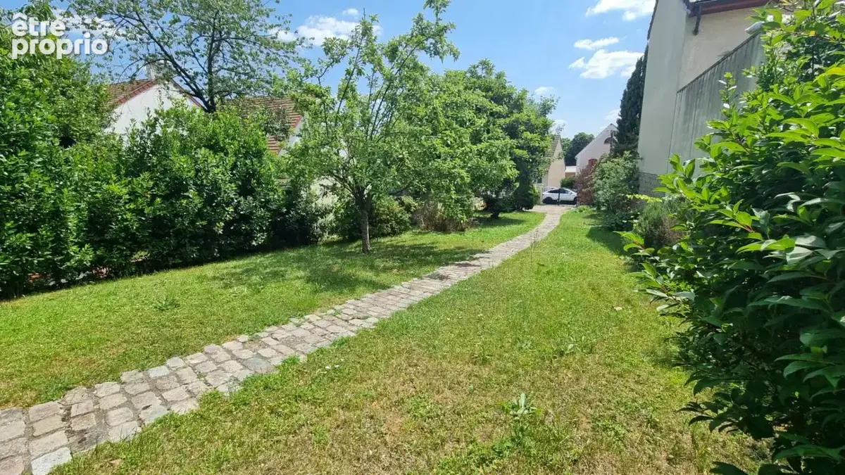 92220 - Bagneux Maison de 6 pièces - 147 m² -terrain de 800 m² - photo 12