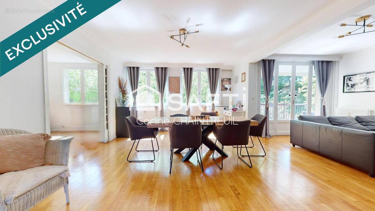 Photo 1 - Appartement à BRON