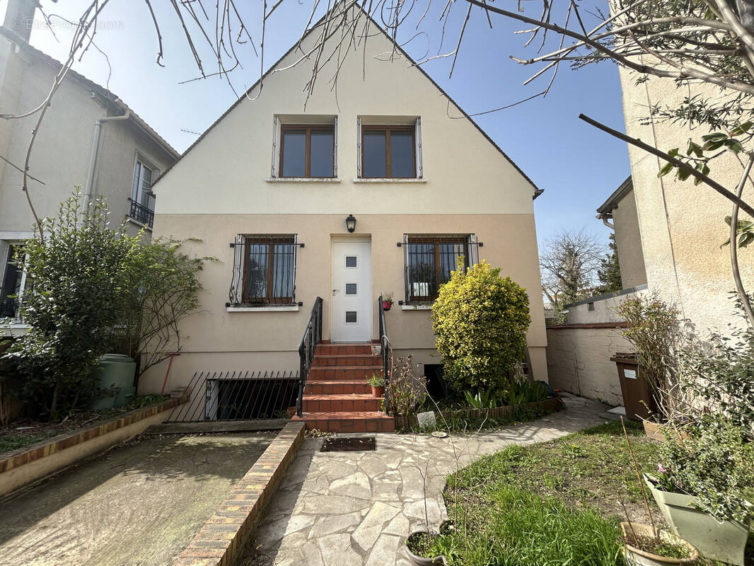 Maison à HOUILLES