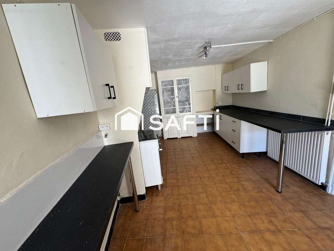 Maison 137 m² à Limoux  - photo 6