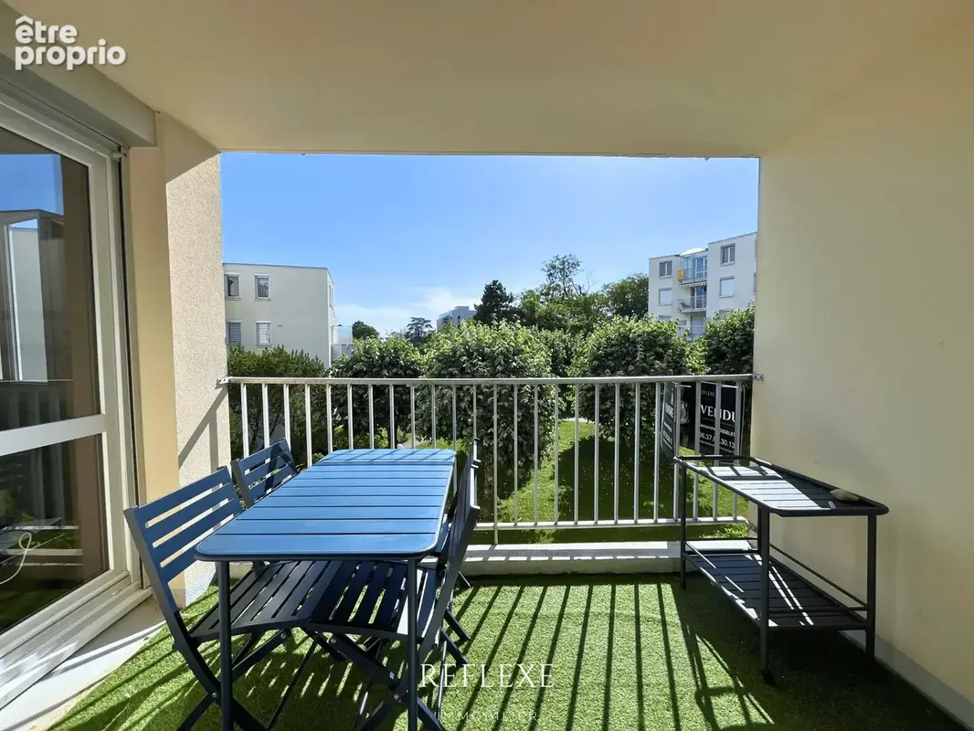 Appartement T4 rénové 80 m2 avec cave et garage - Résidence prisée Le Colysée - Besançon - photo 7