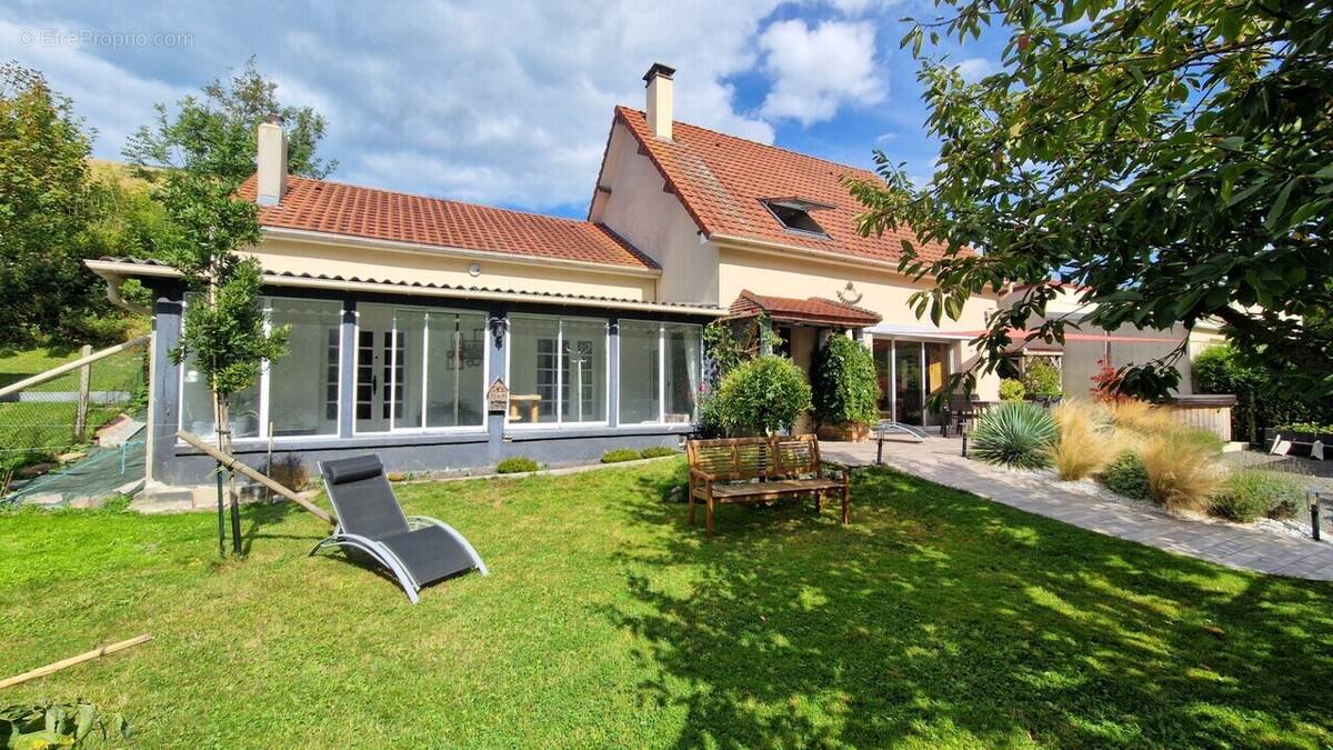 Maison à SAINT-MARTIN-EN-CAMPAGNE