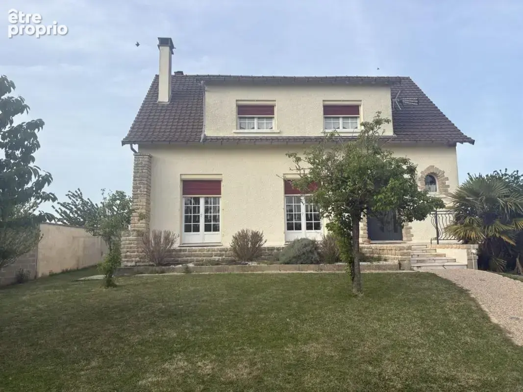 Maison 249 m² à Coulon  - photo 1
