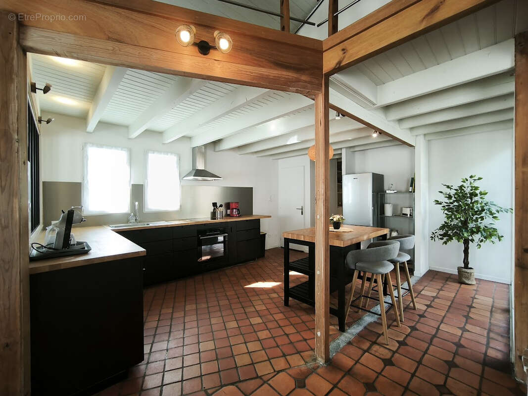 Maison à SAINT-MICHEL-CHEF-CHEF