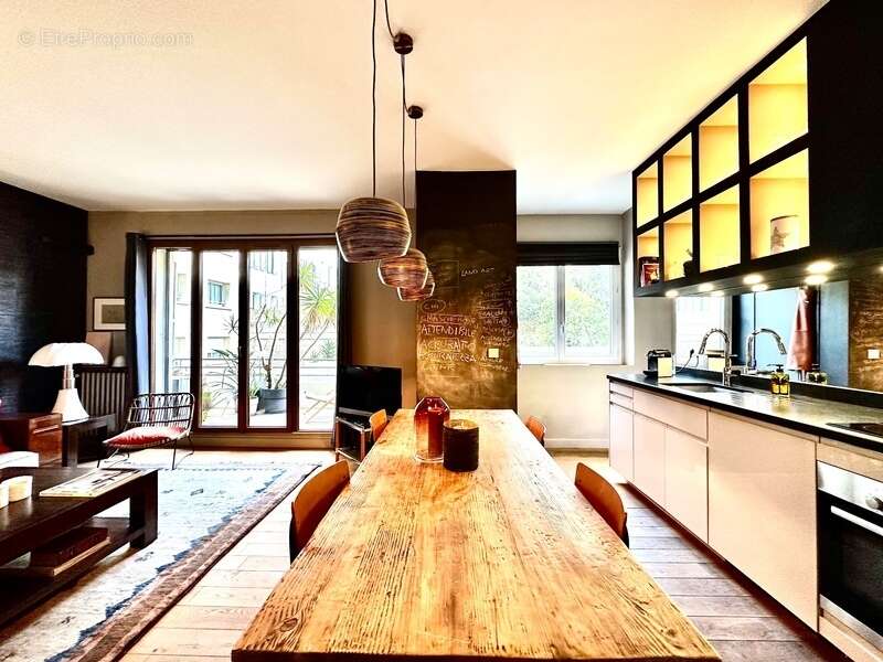 Appartement à MARSEILLE-8E