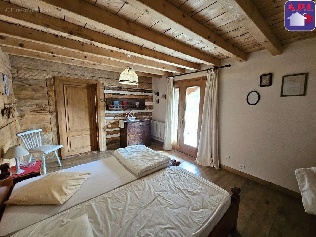 Maison à SAINT-PIERRE-DELS-FORCATS