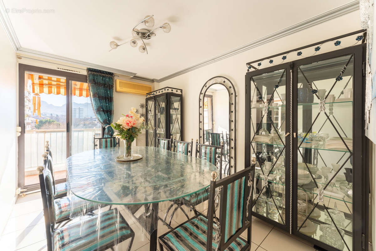 Appartement à MARSEILLE-10E