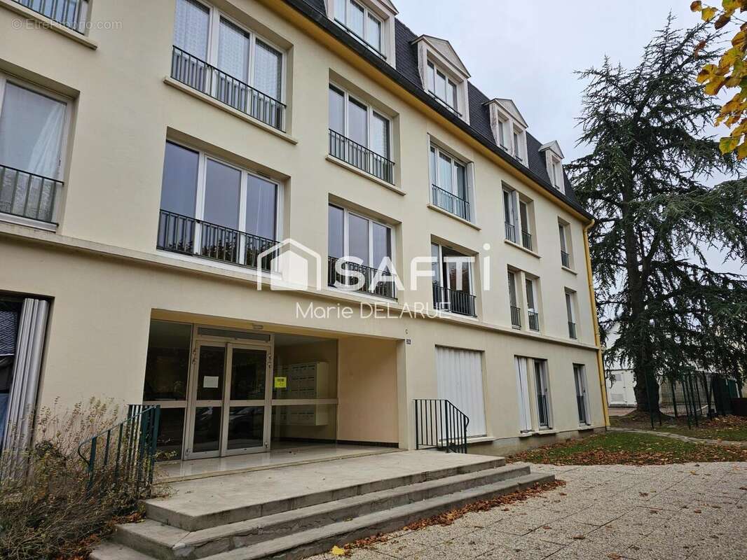 Photo 8 - Appartement à COMPIEGNE