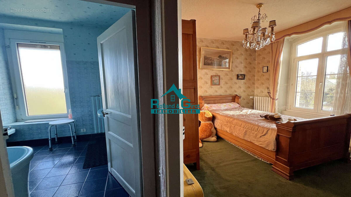 Maison à NOYAL-SUR-VILAINE