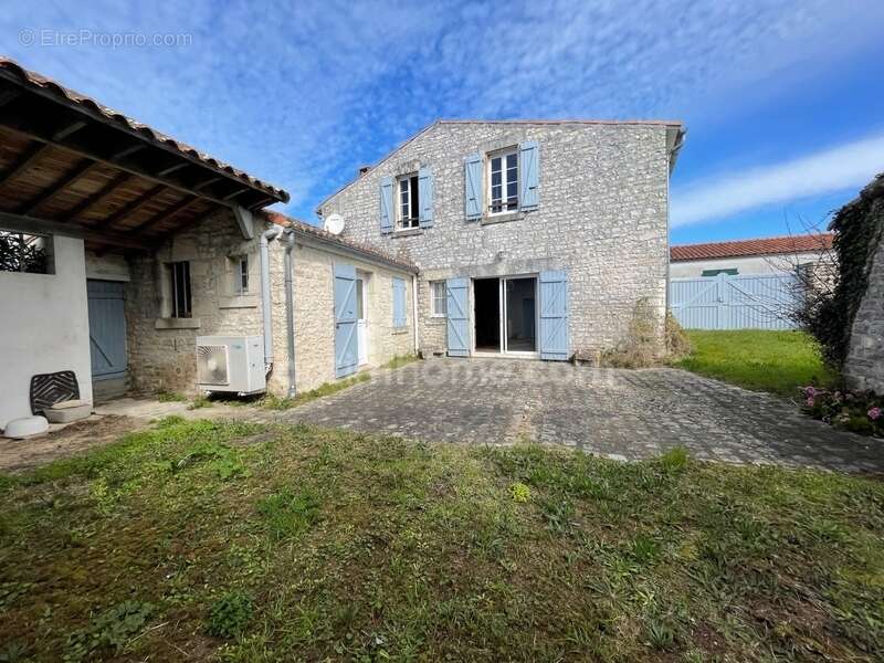 Maison à SAINTE-MARIE-DE-RE