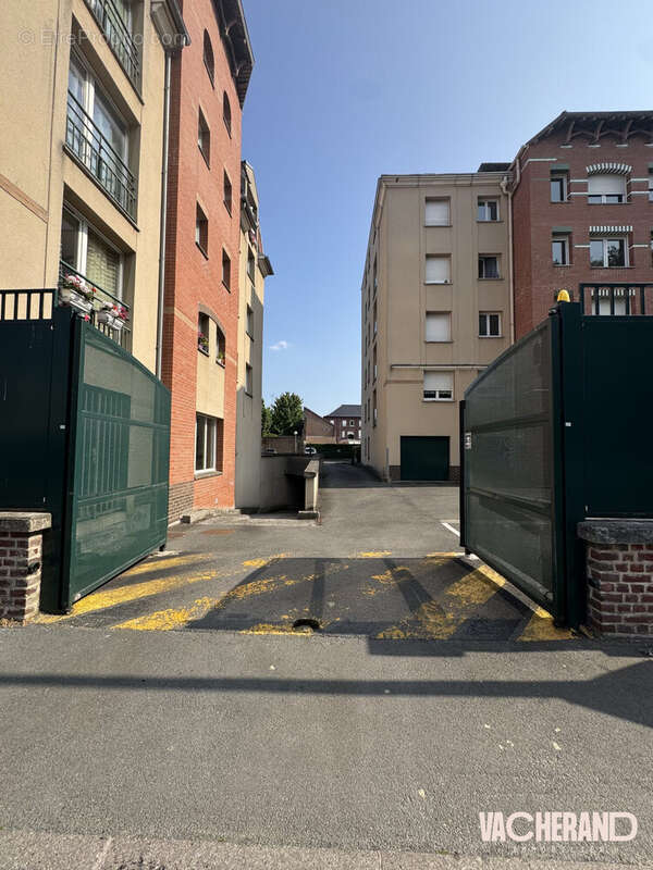 Parking 6 m² à Lille  - photo 4