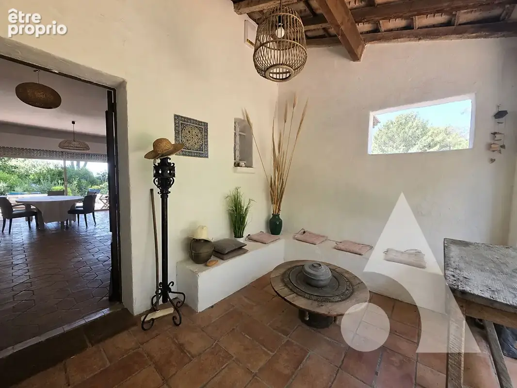 Saint-raphael villa d'exception à deux pas de la mer  200 m² sur 3 845 m² - photo 13