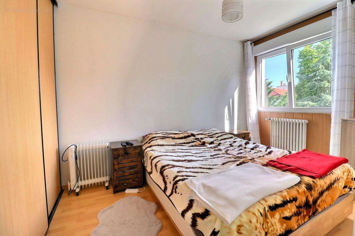 Appartement à CHENOVE