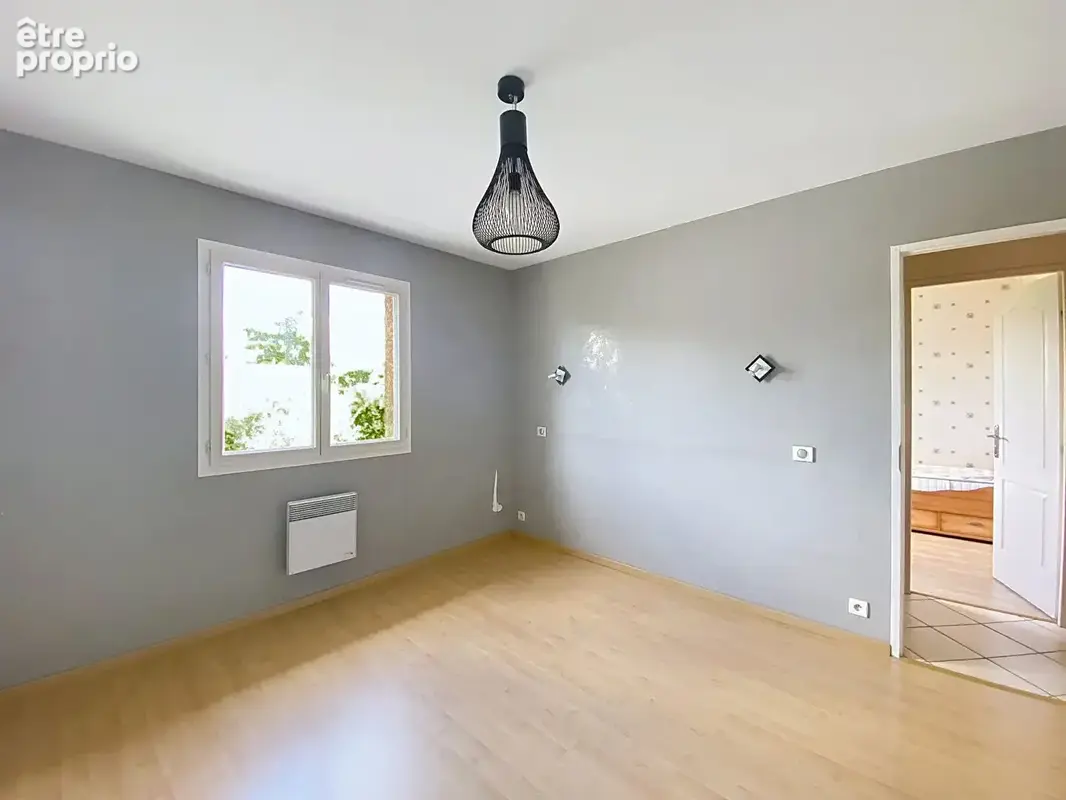 Genas Maison 140m² habitables sur terrain 755m² - photo 16