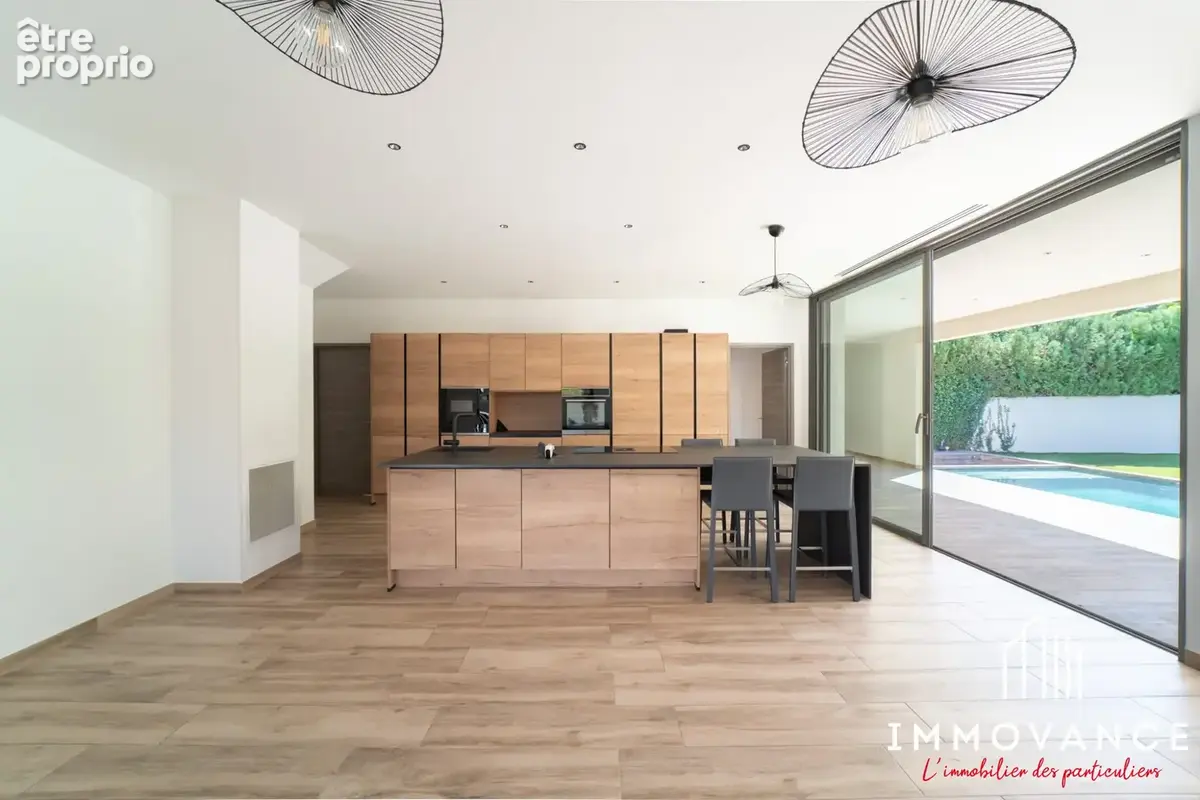 Maison 8 pièces 220 m² à vendre à Saint-Aunes (34130) - photo 9
