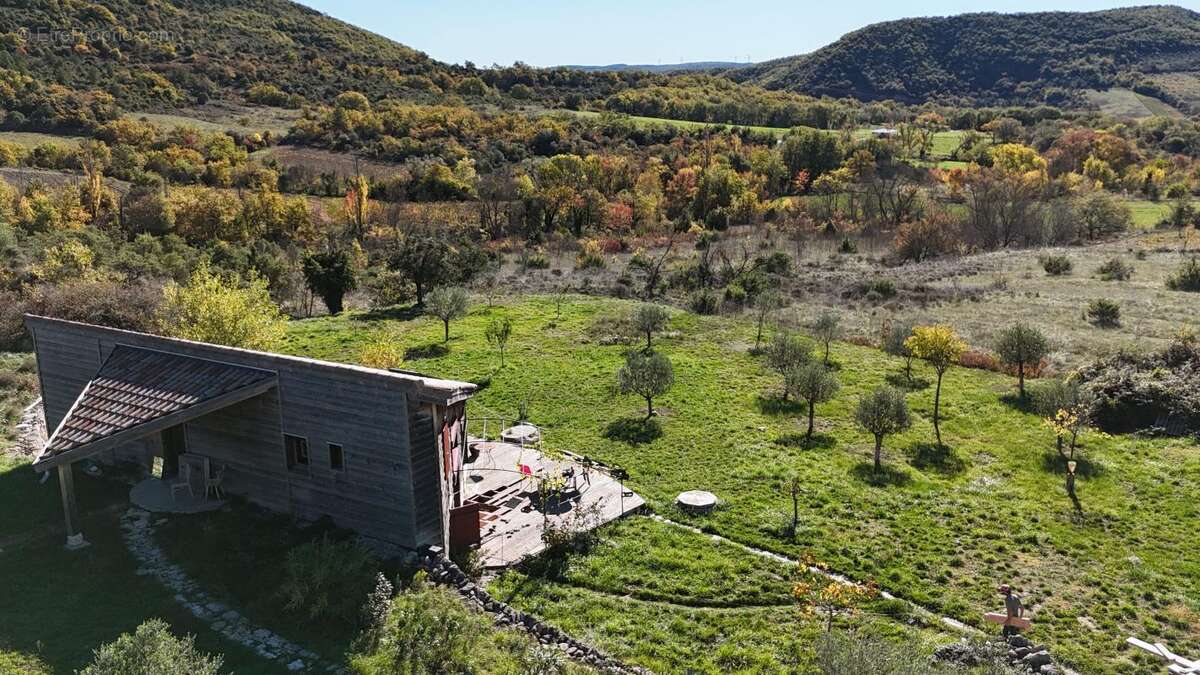 Appartement à ALBA-LA-ROMAINE