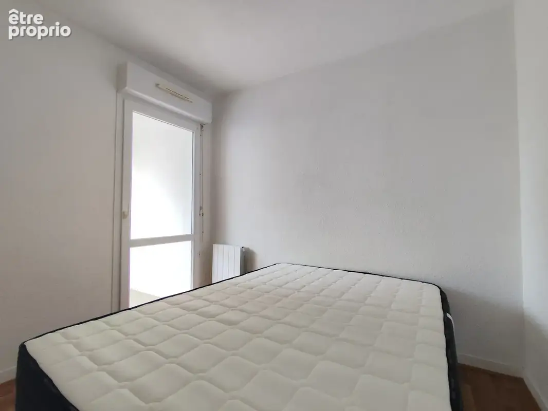 T2 cocon de 31 m2 avec Terrasse et Loggia + Place de parking souterrain sécurisée — À 10 min de la plage - photo 13