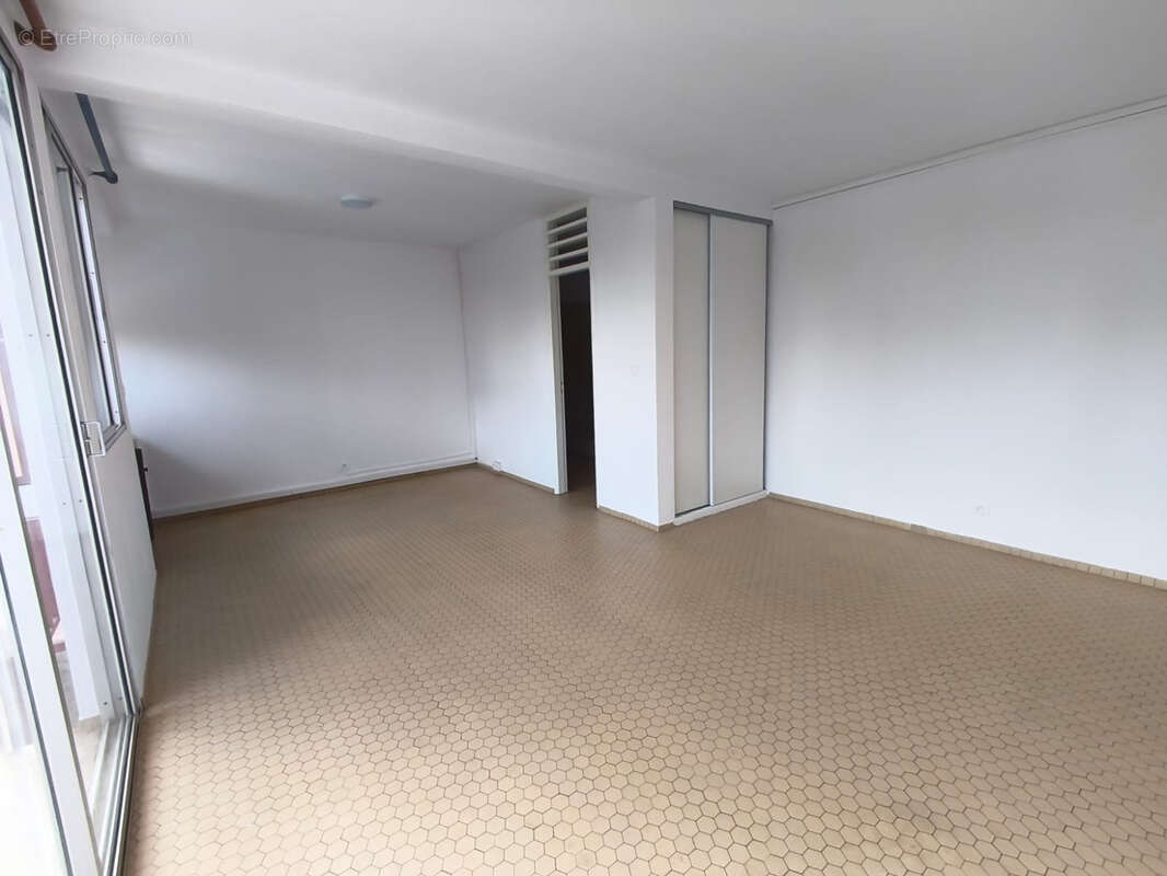 Appartement à CAYENNE