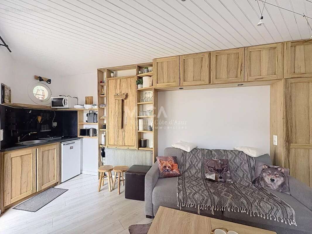 Appartement à SAINT-ETIENNE-DE-TINEE