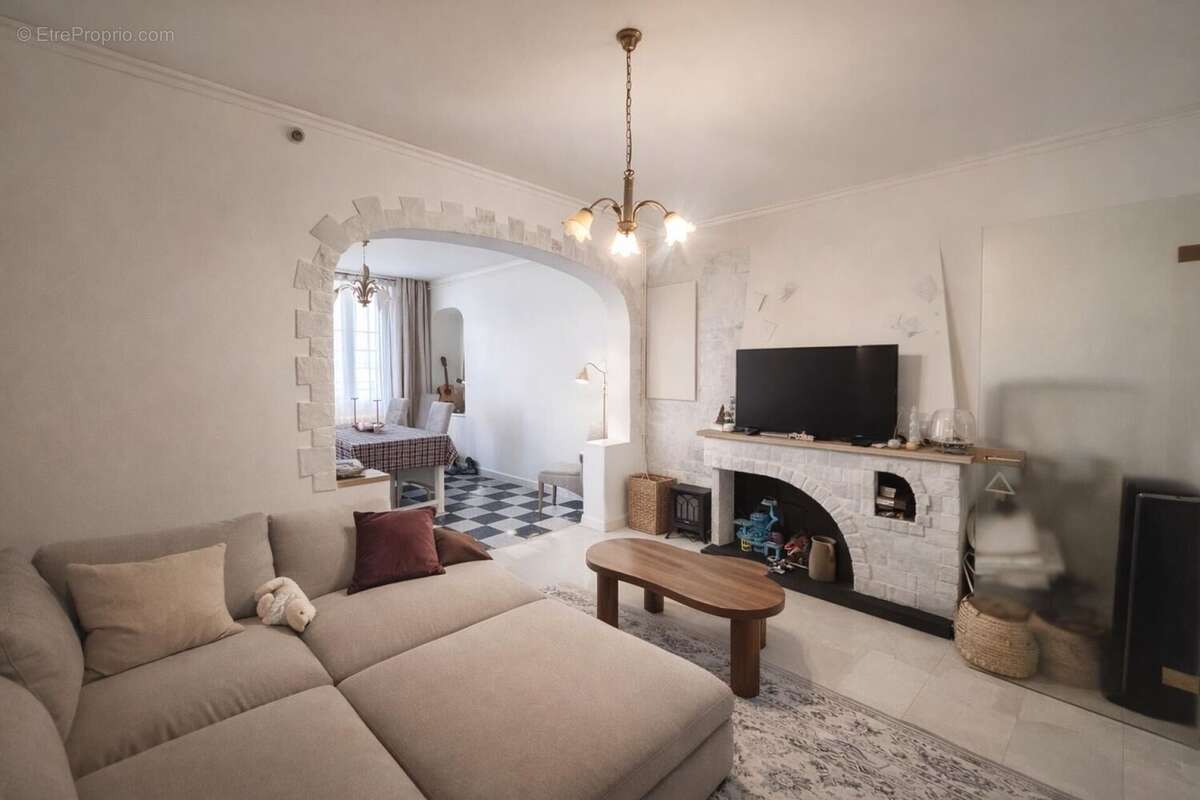 Maison 142 m² à Fresnay-Sur-Sarthe  - photo 4