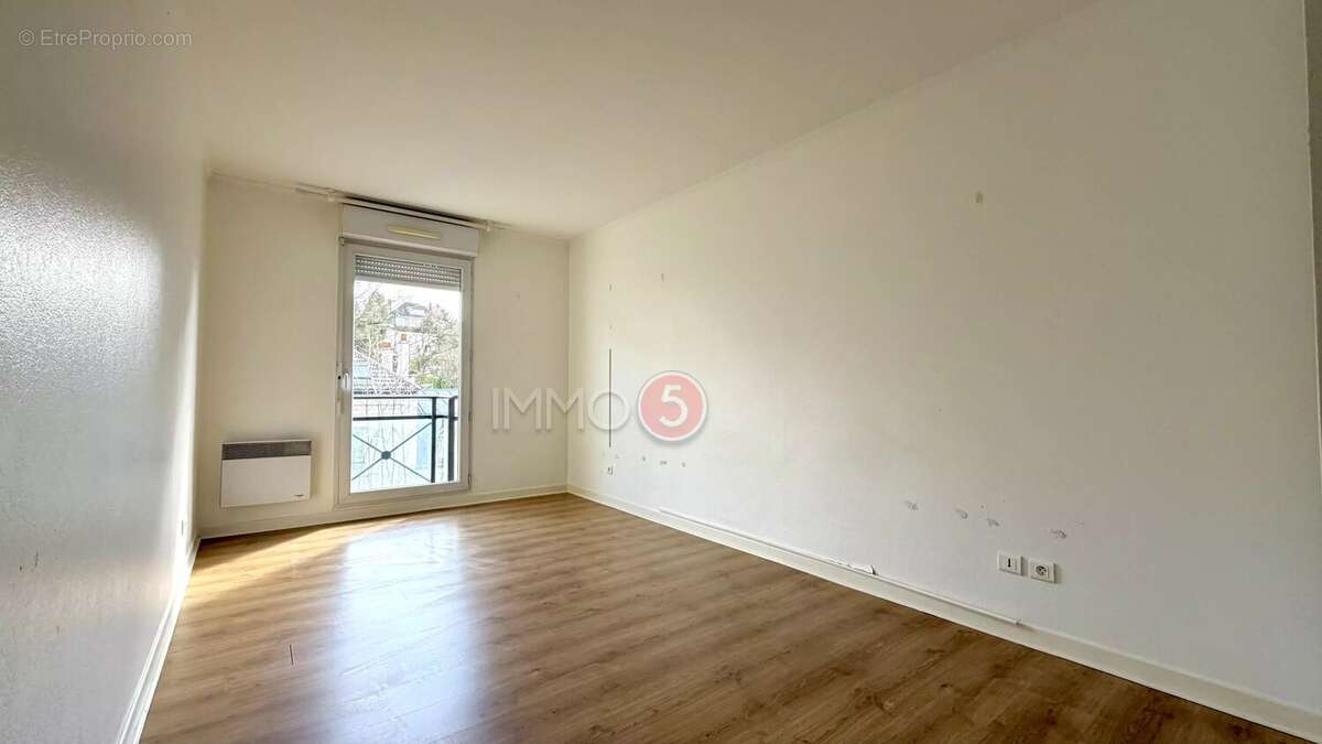 Appartement à LE RAINCY