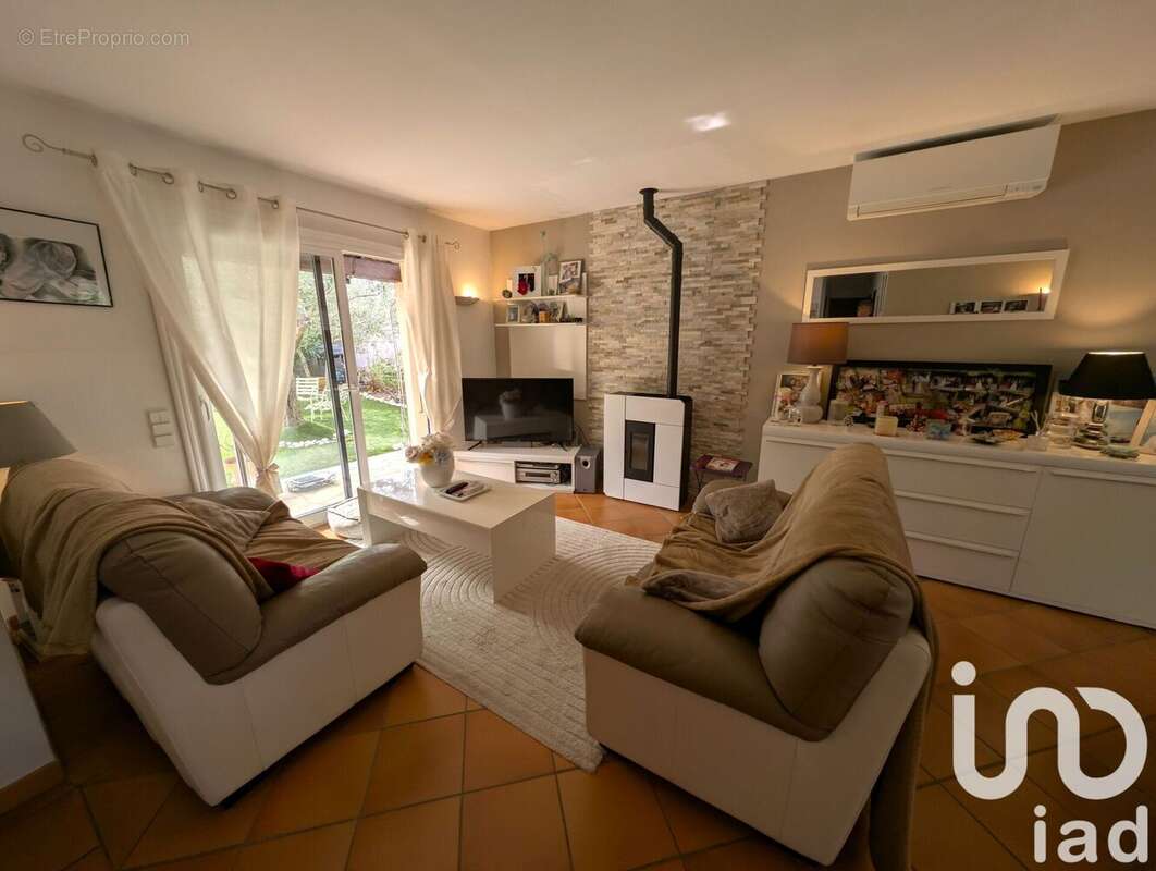 Photo 3 - Maison à COGOLIN