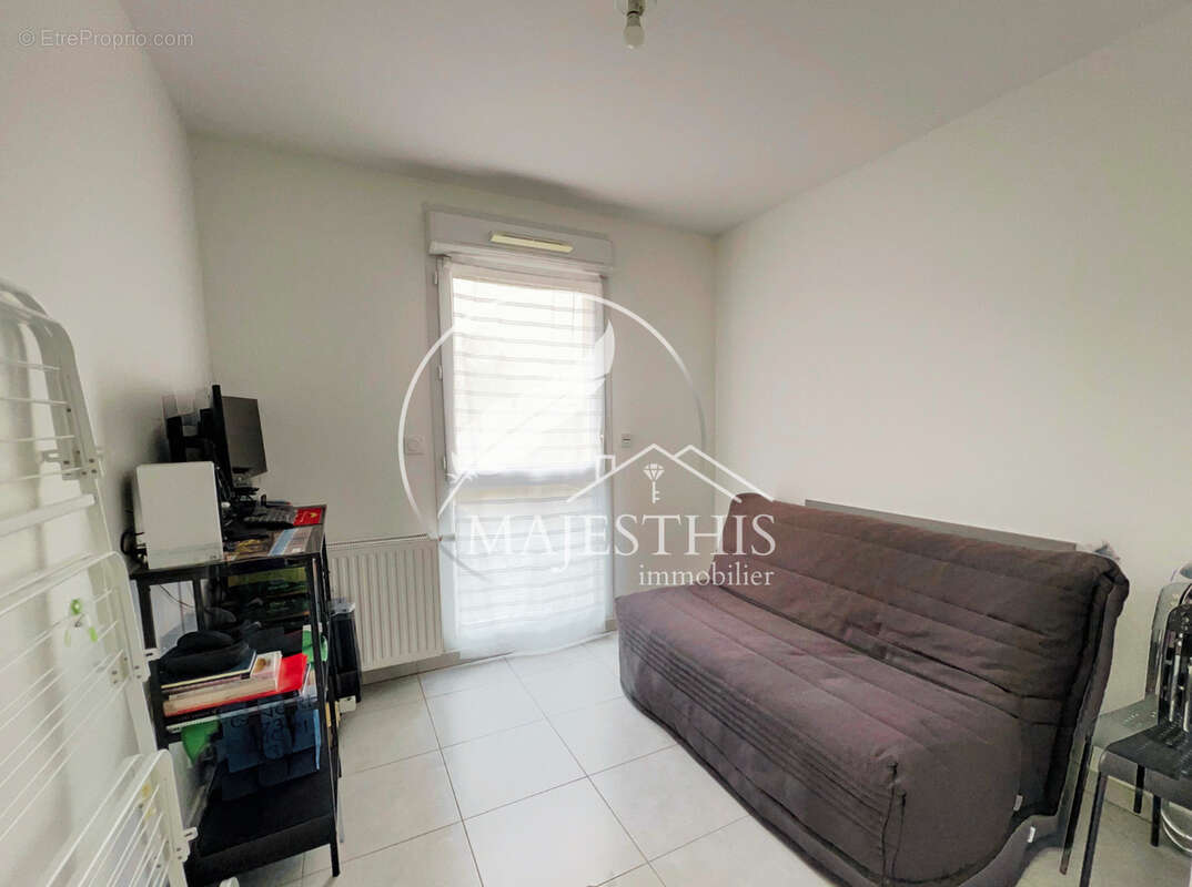 Appartement à SIX-FOURS-LES-PLAGES