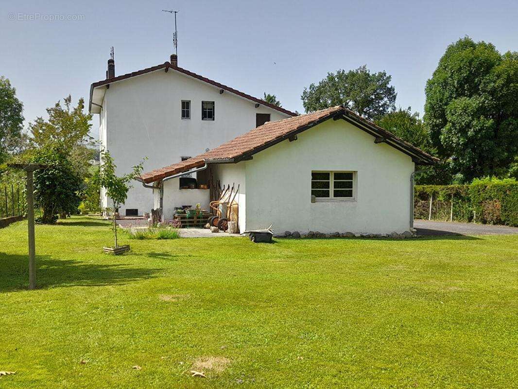 Maison à OLORON-SAINTE-MARIE