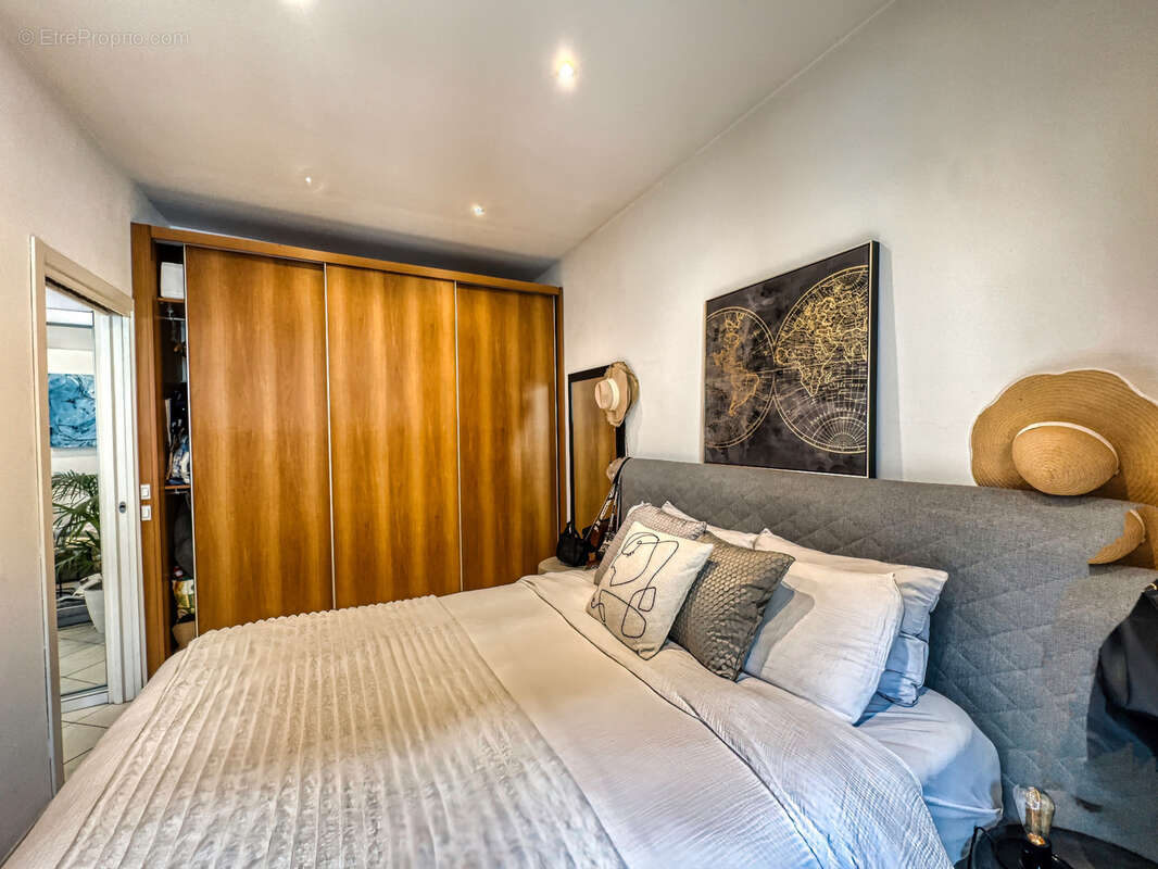 Appartement à ROQUEBRUNE-CAP-MARTIN