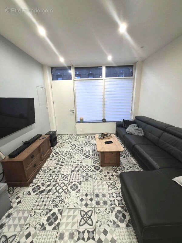 Maison à MORTAGNE-DU-NORD