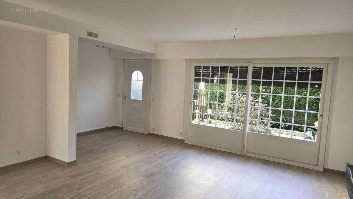 Maison à vendre, Maurepas (78310) 7 pièces, 5 chambres - photo 13
