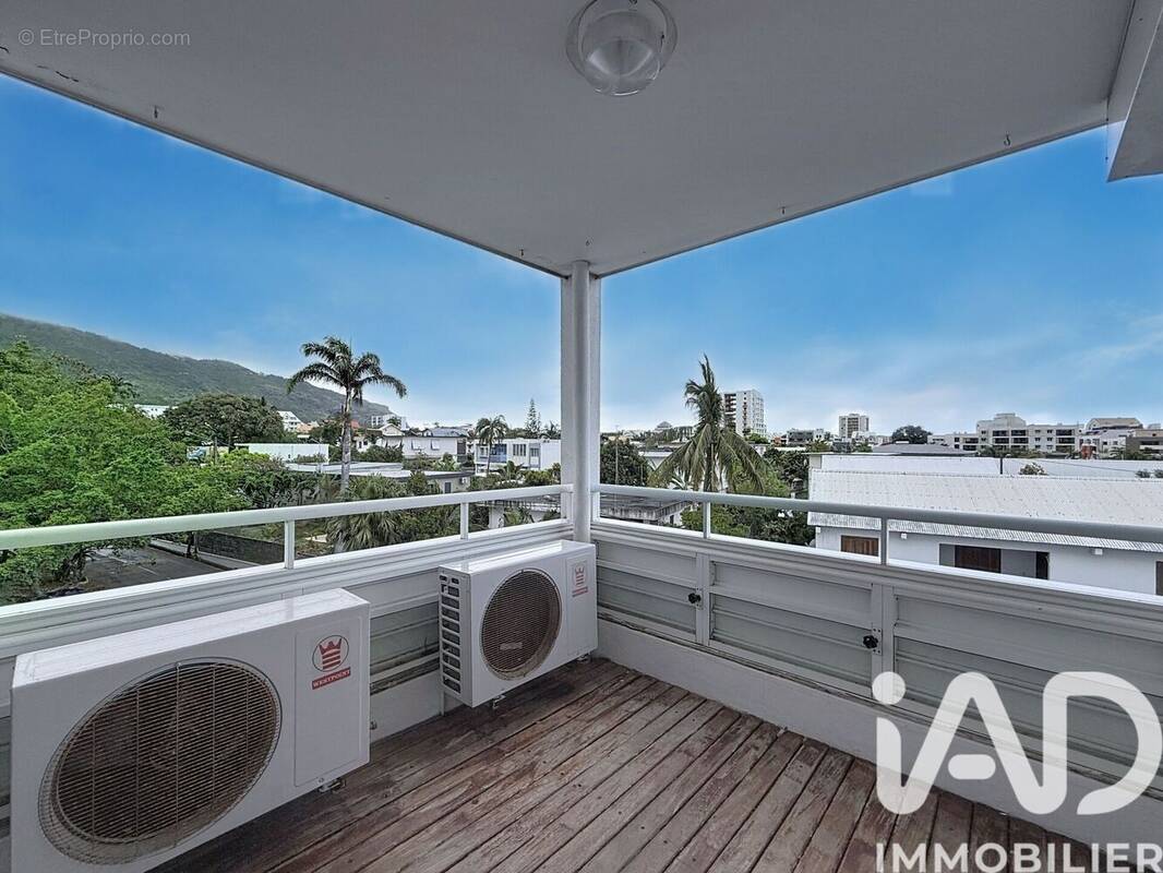 Photo 1 - Appartement à SAINT-DENIS