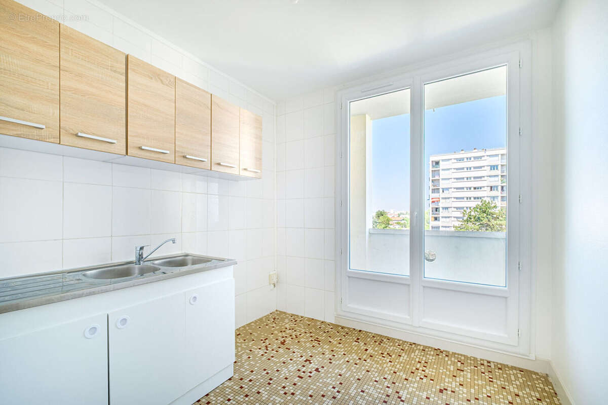 Appartement à CALUIRE-ET-CUIRE