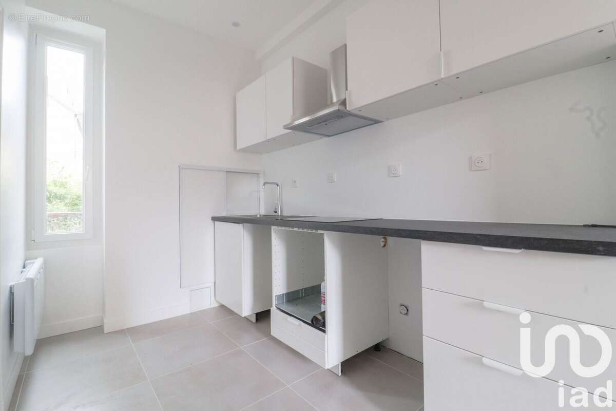 Photo 5 - Appartement à SAINT-REMY-LES-CHEVREUSE