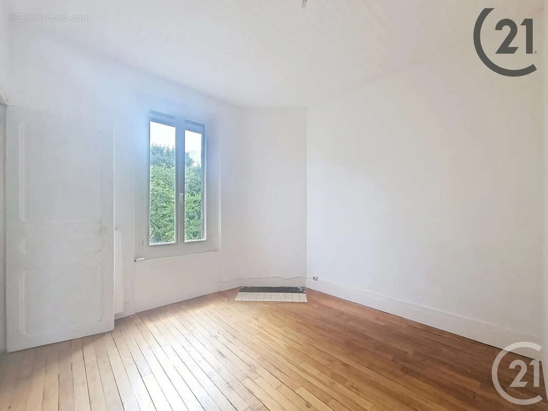 Maison à ROMILLY-SUR-SEINE