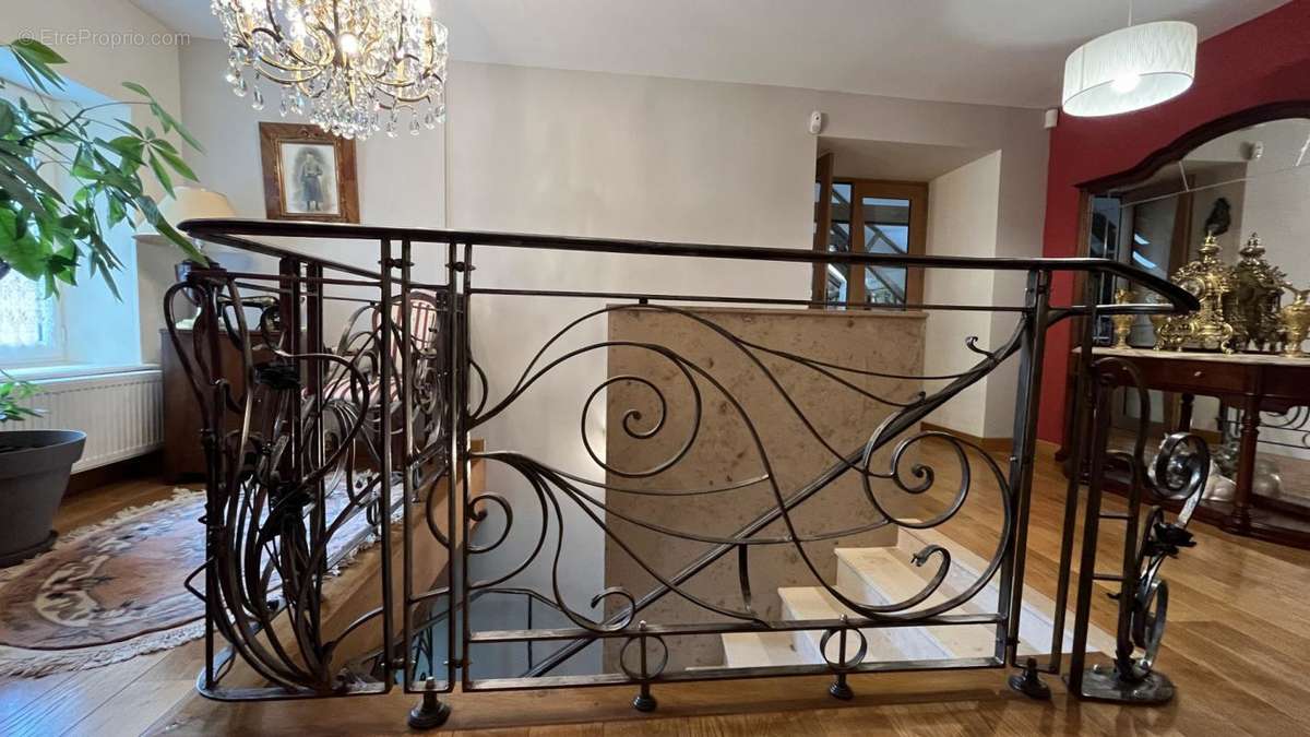 Maison à ALLIGNY-EN-MORVAN