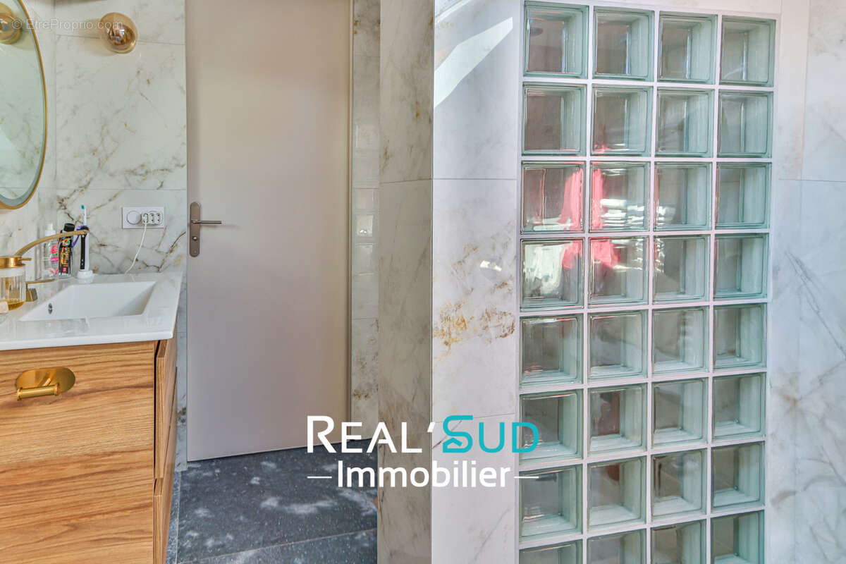 Maison à MARSEILLE-9E