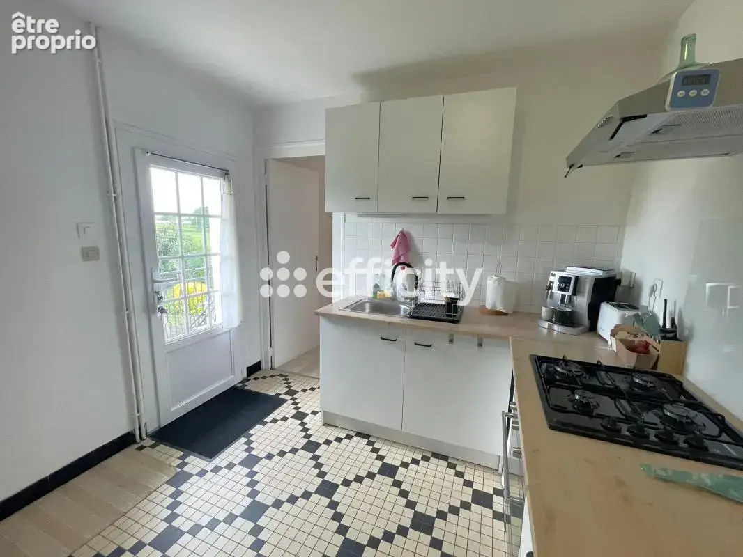 Maison 6 pièces 169 m² à vendre à Les Peintures (33230) - photo 4